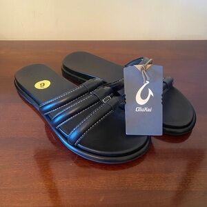 OluKai Women’s Tiare Slide Sandals